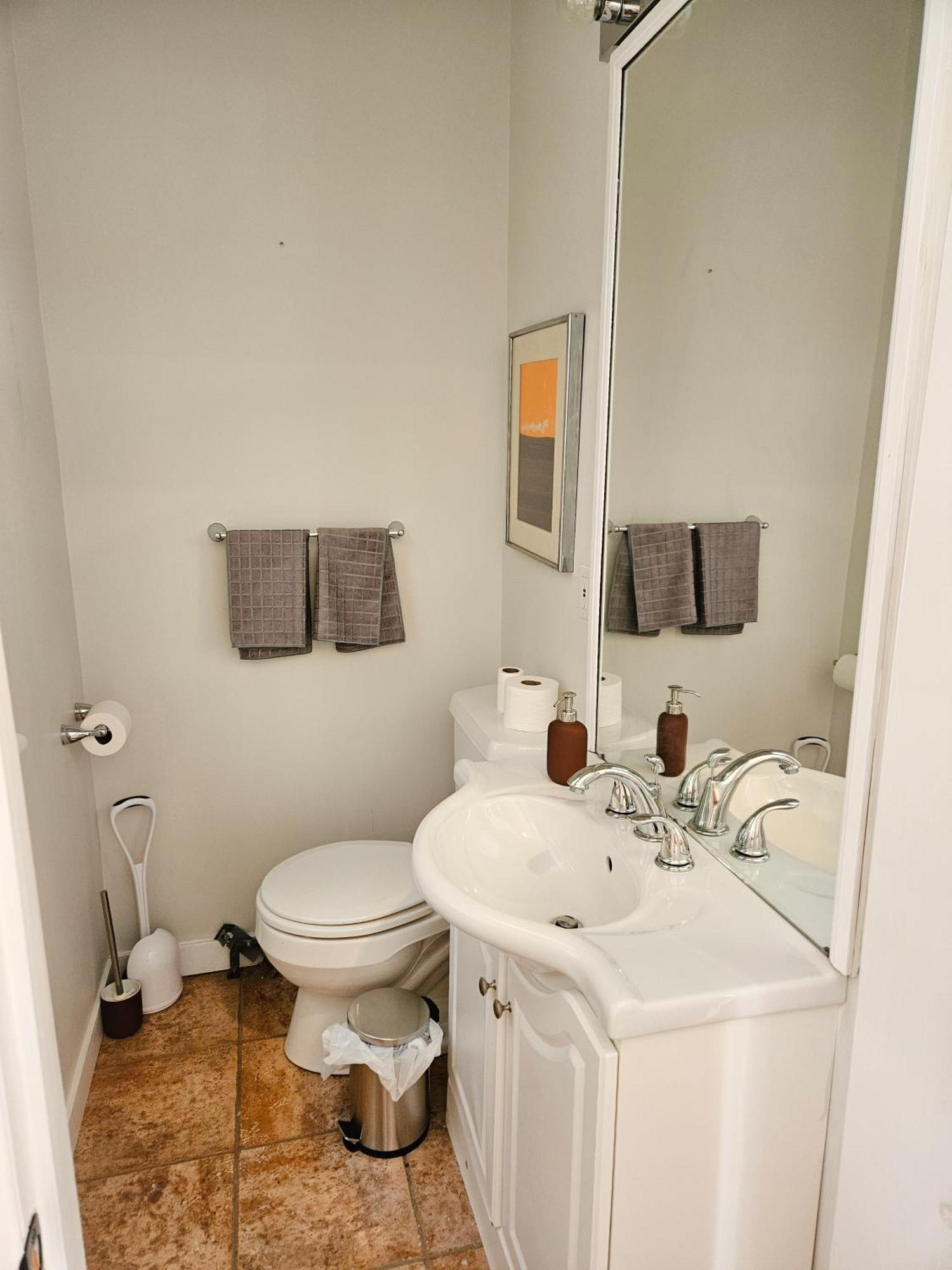 Ottawa Downtown Cozy Guesthouse Exterior foto